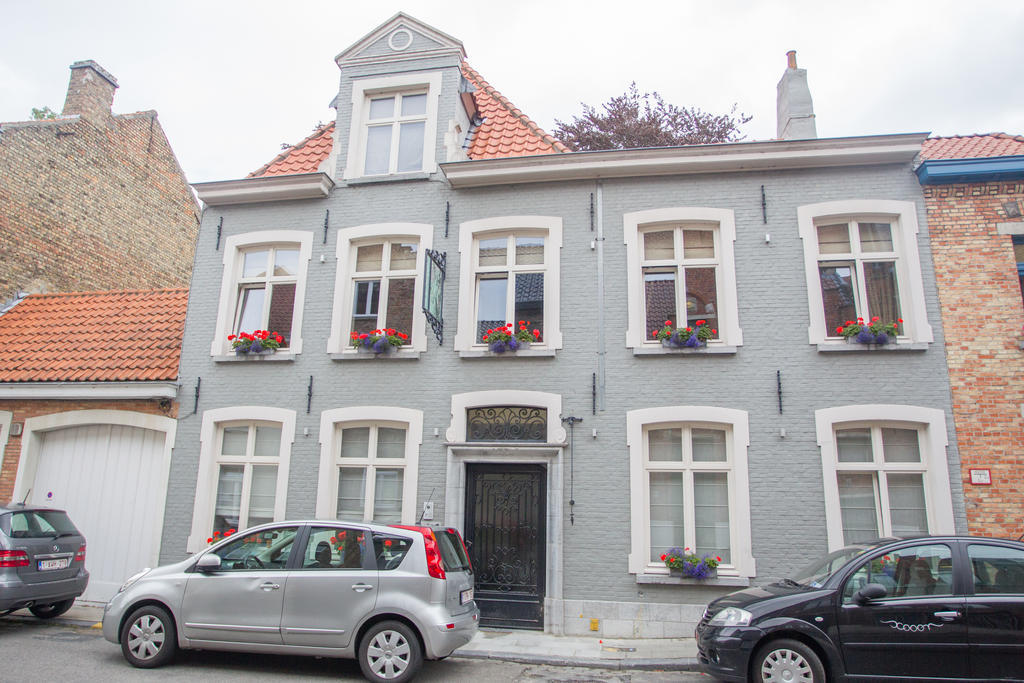 Logies Amelias Panzió Brugge Kültér fotó